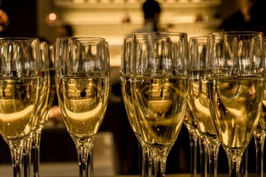 champagne flutes filled with golden champagne
