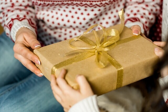 gift giving images