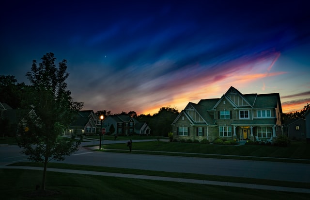 The Etiquette of Communicating with Noisy Neighbors